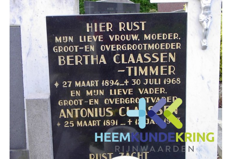 Grafstenen kerkhof Herwen Coll. HKR (221) B.Claassen-Timmer & A.Claassen